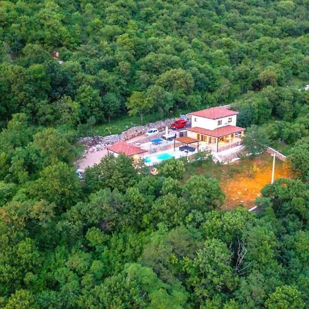 Beautiful Casa In Novi Vinodolski *