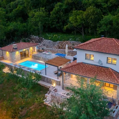 Beautiful Casa In Novi Vinodolski *