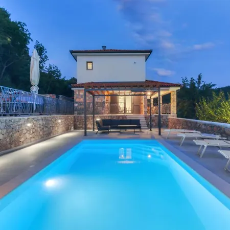 Beautiful Casa In Novi Vinodolski Villa *