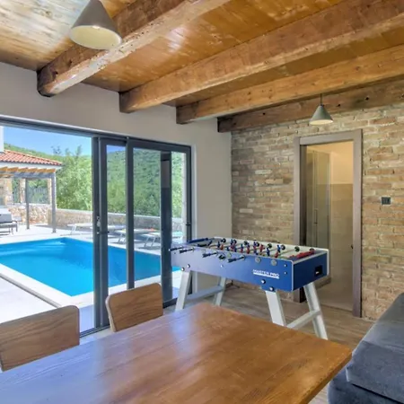 Beautiful Casa In Novi Vinodolski Villa *