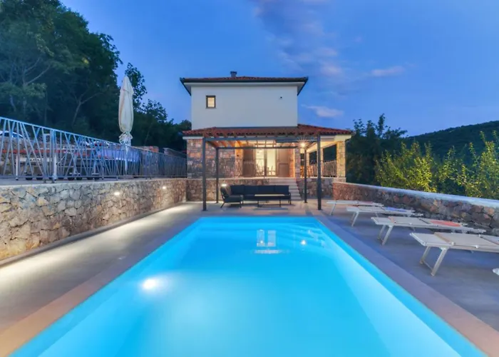 Beautiful Casa In Novi Vinodolski Villa *