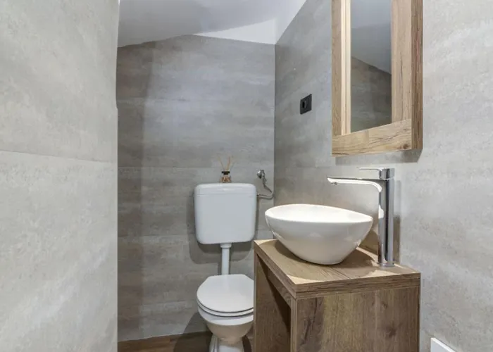 Beautiful Casa In Novi Vinodolski * Donji Zagon