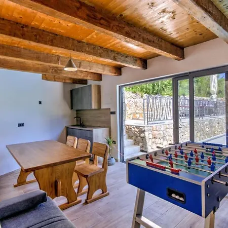 Beautiful Casa In Novi Vinodolski Villa *