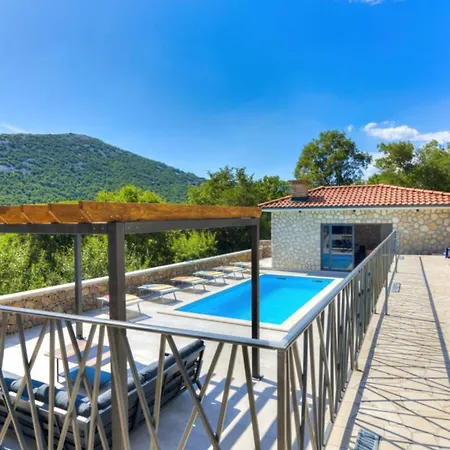 Beautiful Casa In Novi Vinodolski * Donji Zagon