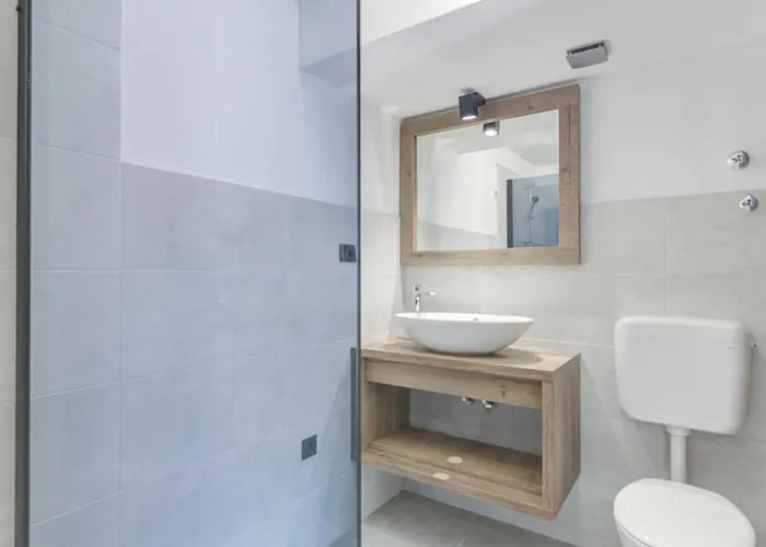 Beautiful Casa In Novi Vinodolski